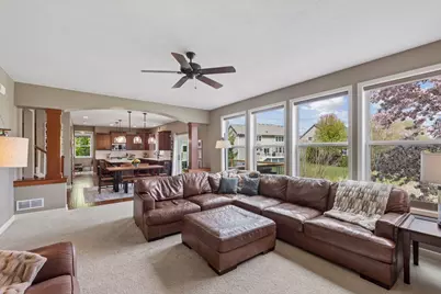 2109 Valley Creek Lane, Shakopee, MN 55379 - Photo 12