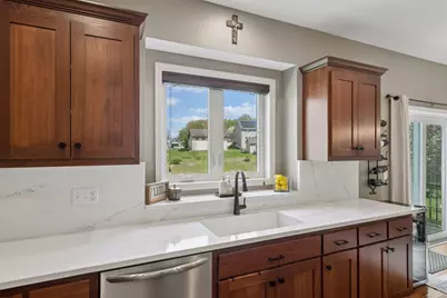 2109 Valley Creek Lane, Shakopee, MN 55379 - Photo 18