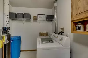 696 Monn Ave, Vadnais Heights, MN 55127 - Photo 12