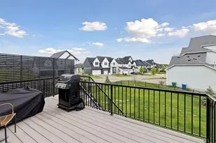 4690 Garland Ln N, Plymouth, MN 55446 - Photo 62