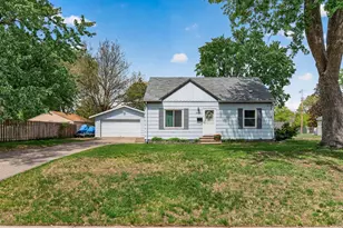 6428 Cloverdale Ave, Crystal, MN 55428 - Photo 1