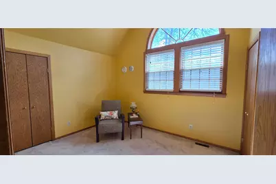 2200 Crabtree Boulevard, International Falls, MN 56649 - Photo 12