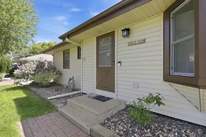 5900 Ensign Avenue N, New Hope, MN 55428 - Photo 4
