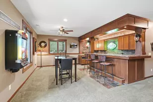 492 E Cove Rd, Hudson, WI 54016 - Photo 24