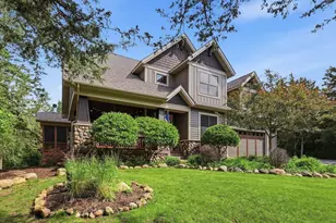 492 E Cove Rd, Hudson, WI 54016 - Photo 1