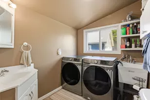 765 E Main St, Anoka, MN 55303 - Photo 30