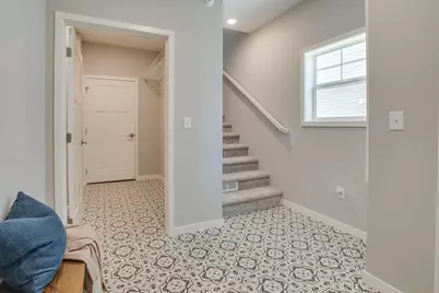 628 10th Avenue N, Fargo, ND 58102 - Photo 6