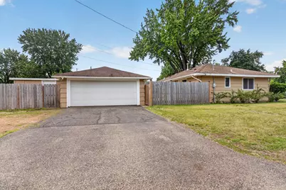 8801 Chicago Avenue S, Bloomington, MN 55420 - Photo 14