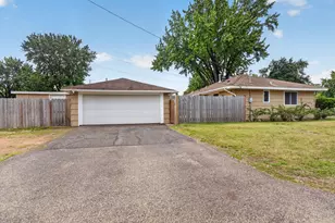 8801 Chicago Ave S, Bloomington, MN 55420 - Photo 14