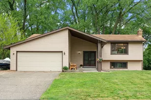 4382 Metcalf Dr, Eagan, MN 55122 - Photo 1