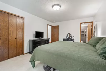 4382 Metcalf Drive, Eagan, MN 55122 - Photo 28