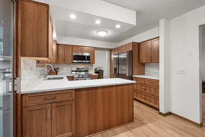 4382 Metcalf Drive, Eagan, MN 55122 - Photo 16