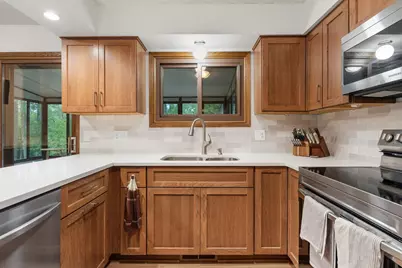 4382 Metcalf Drive, Eagan, MN 55122 - Photo 14