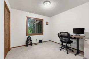 4382 Metcalf Dr, Eagan, MN 55122 - Photo 22
