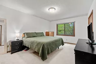 4382 Metcalf Dr, Eagan, MN 55122 - Photo 26