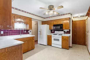 4934 Minnesota St SE, Prior Lake, MN 55372 - Photo 8