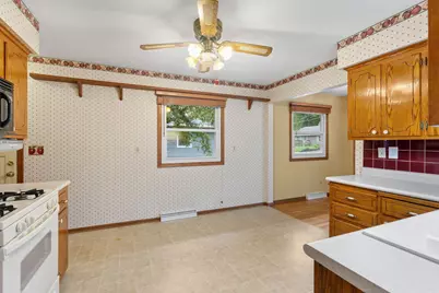 4934 Minnesota Street SE, Prior Lake, MN 55372 - Photo 10