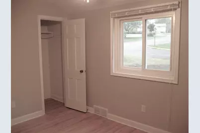 823 Elm Street, Hudson, WI 54016 - Photo 8