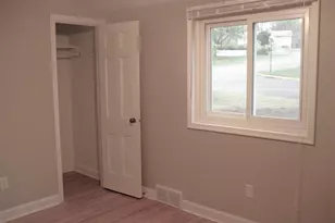 823 Elm St, Hudson, WI 54016 - Photo 8