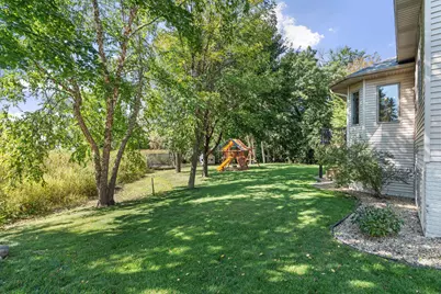 9009 Zanzibar Lane N, Maple Grove, MN 55311 - Photo 4