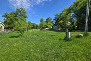 210 Glasgow Ave, Donnelly, MN 56235 - Photo 14
