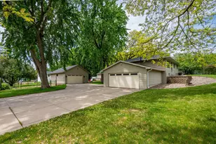 12715 27th Ave N, Plymouth, MN 55441 - Photo 1