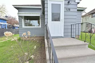 108 Bawden St, Marble, MN 55764 - Photo 2