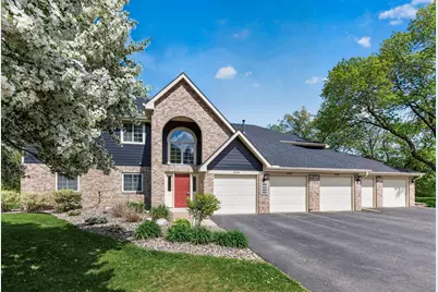 2494 Wilshire Court, Mendota Heights, MN 55120 - Photo 1