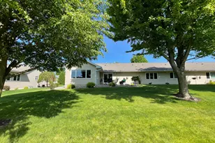 1205 26th St SW, Austin, MN 55912 - Photo 30