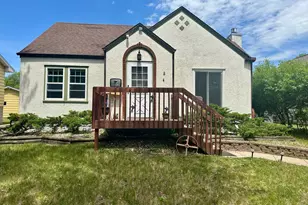 804 W Mark St, Winona, MN 55987 - Photo 1