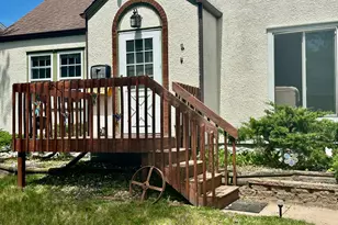 804 W Mark St, Winona, MN 55987 - Photo 2