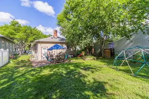 222 Fisk St, Saint Paul, MN 55104 - Photo 34