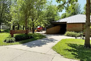 2480 Beverly Rd, Saint Paul, MN 55104 - Photo 40