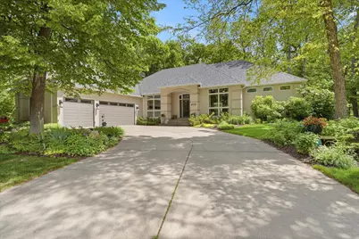 4170 Dallas Lane N, Plymouth, MN 55446 - Photo 1