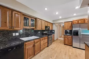 700 Spruce Dr, Hudson, WI 54016 - Photo 12