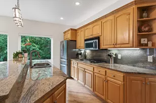381 Del Rio Dr, Chanhassen, MN 55317 - Photo 26