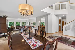 381 Del Rio Dr, Chanhassen, MN 55317 - Photo 4