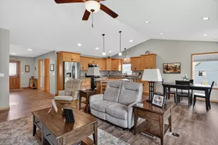 614 Dewberry Ln, Alexandria, MN 56308 - Photo 18
