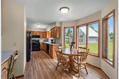 2733 Neal Avenue N, Stillwater, MN 55082 - Photo 8