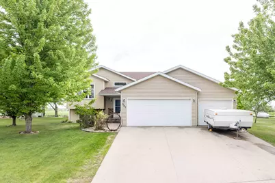 907 11th Avenue SE, Barnesville, MN 56514 - Photo 1