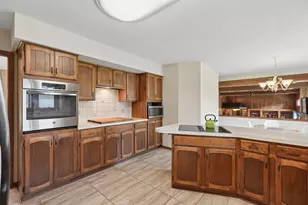 1473 Windemere Dr NE, Fridley, MN 55421 - Photo 8