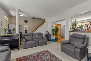 8334 Labont Way, Eden Prairie, MN 55344 - Photo 4