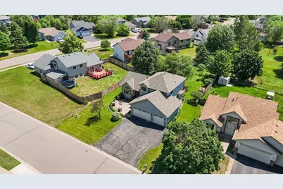 7101 91st Trail N, Brooklyn Park, MN 55445 - Photo 44