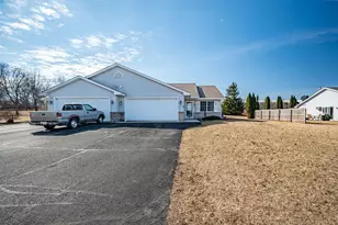 620 Circle Pine Dr, New Richmond, WI 54017 - Photo 14
