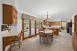 6115 Mt Normandale Dr, Bloomington, MN 55438 - Photo 14