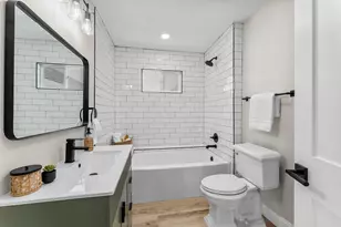 2320 Humboldt Ave S, Minneapolis, MN 55405 - Photo 60