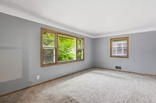 1259 Laurel Ave, Saint Paul, MN 55104 - Photo 4