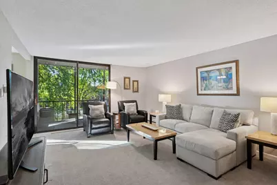 6085 Lincoln Drive #214, Edina, MN 55436 - Photo 4