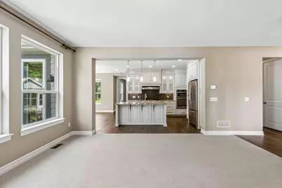 6 Cunningham Road, North Oaks, MN 55127 - Photo 8