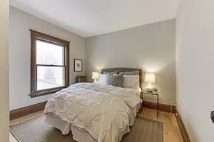 2441 Dupont Ave S, Minneapolis, MN 55405 - Photo 32